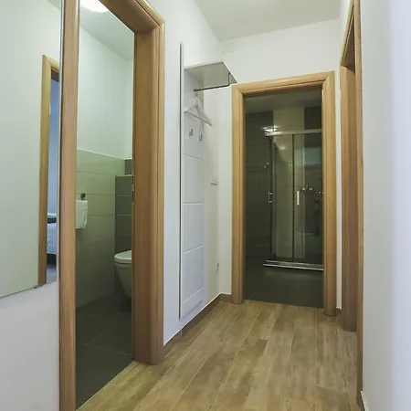 Sesar Apartment *