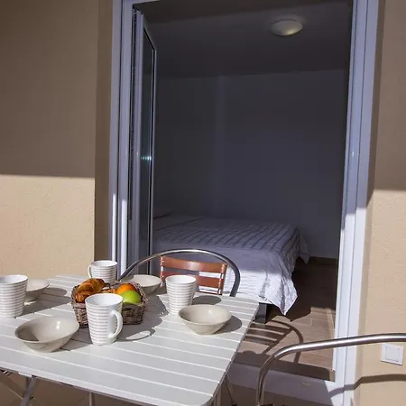 Apartment Sesar Banjol